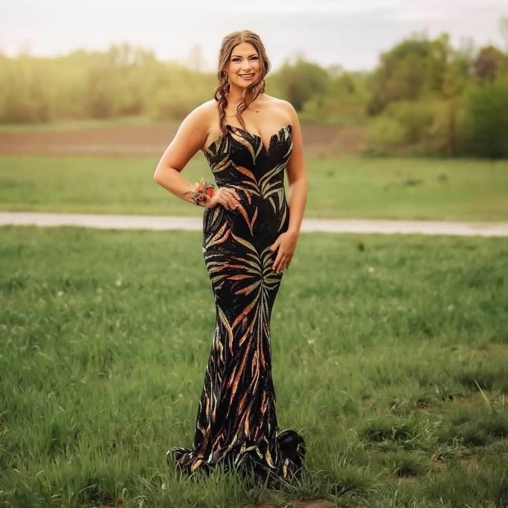 Portia & Scarlett Prom Dress -